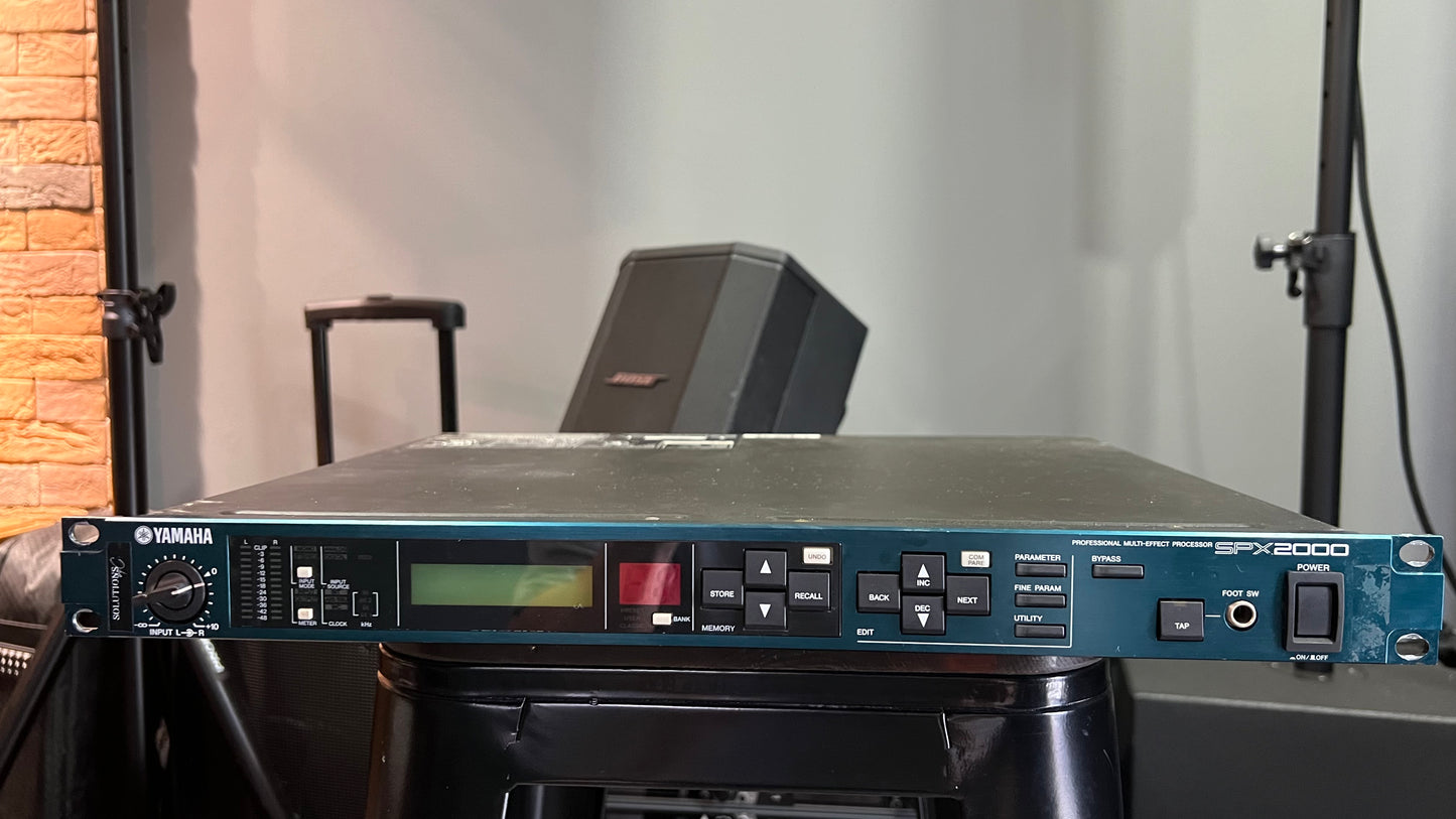 Yamaha SPX2000 Professional Multi-Effect Processor (Used) (SOLD)